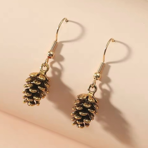Cute Pinecone Earrings Nature Earrings Forest Earrings Pendent Charm Jewelry - Picture 1 of 2